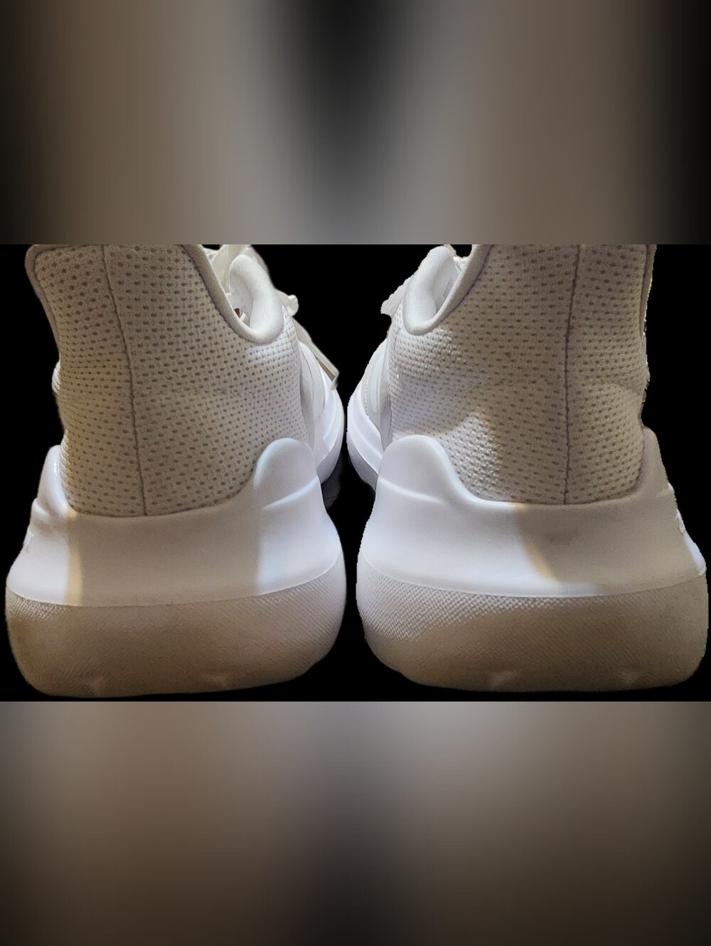 Adidas  All White Youth Size 7Y Sneaker - Picture 4 of 8